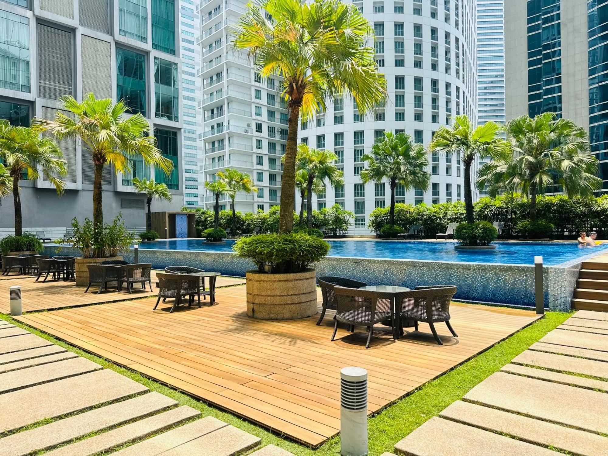 Soho Suites Klcc By Comfort Suites קואלה לומפור מראה חיצוני תמונה