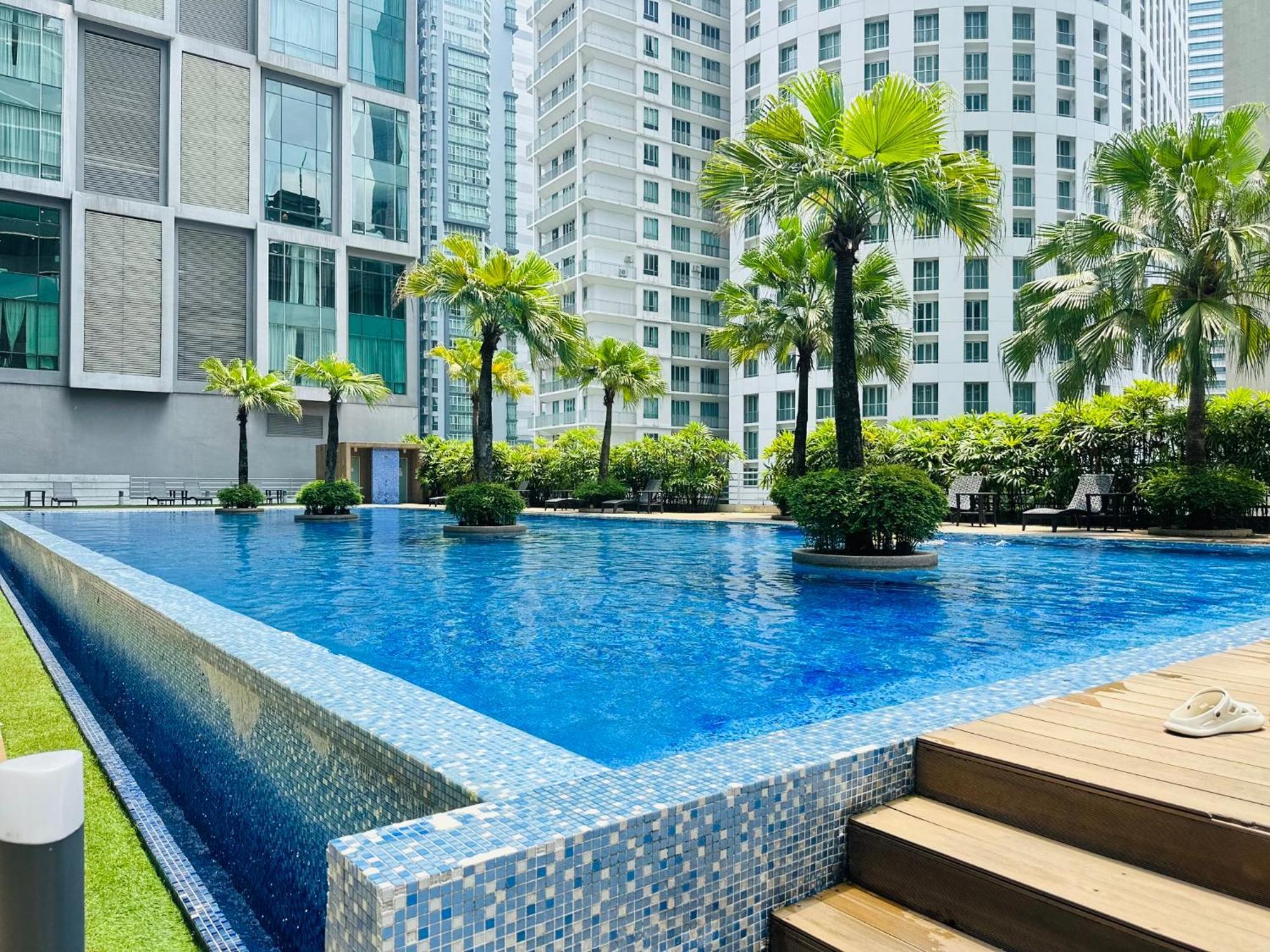 Soho Suites Klcc By Comfort Suites קואלה לומפור מראה חיצוני תמונה