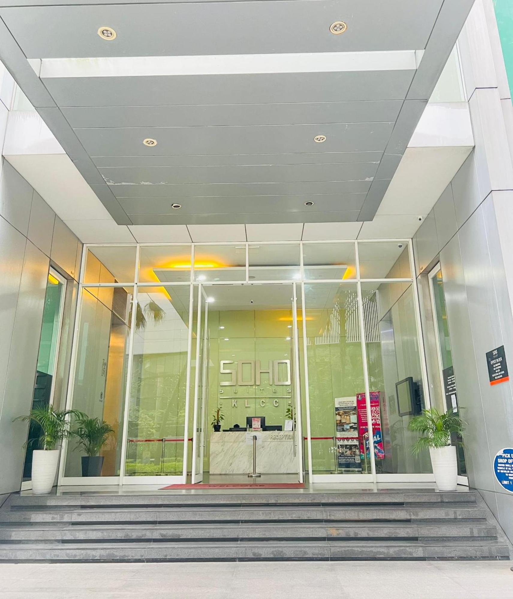 Soho Suites Klcc By Comfort Suites קואלה לומפור מראה חיצוני תמונה